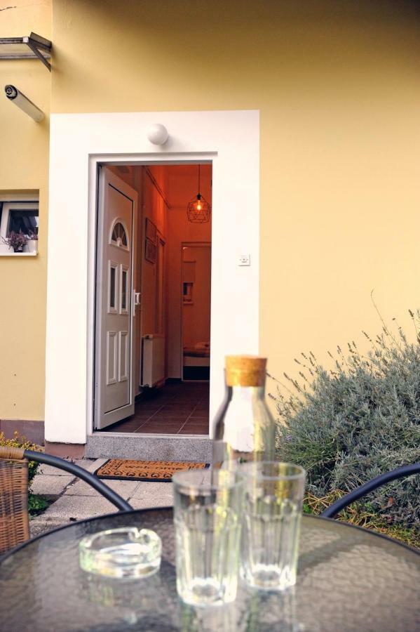 Ferienwohnung Garden Town Zagreb Exterior foto